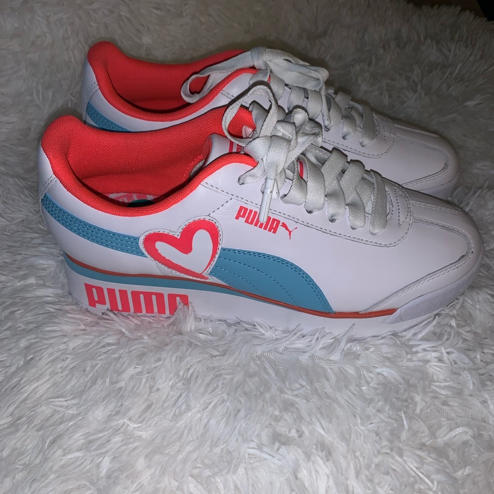 - Puma Roma Amor sneakers